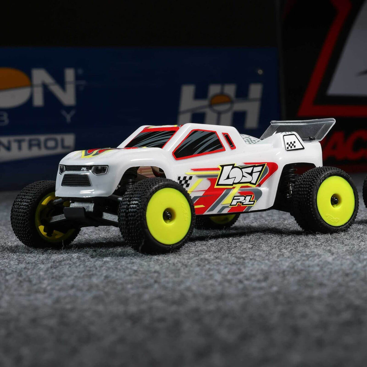 Losi 1/28 Micro-T 2S 2WD RTR Stadium Truck inkl. Akku & Ladegerät Weiß