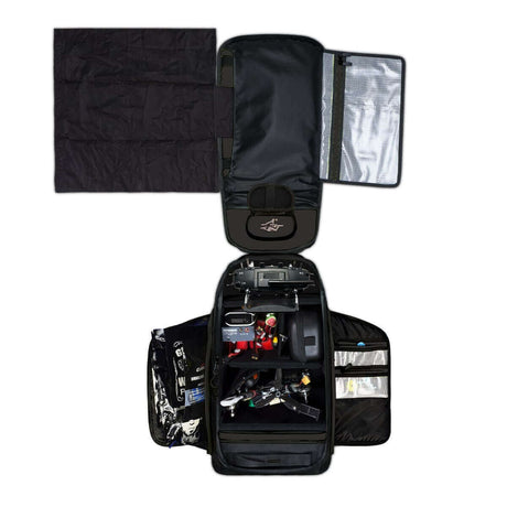 Beispielfoto ausgeklappte Boxengasse und Einteilung Rucksack